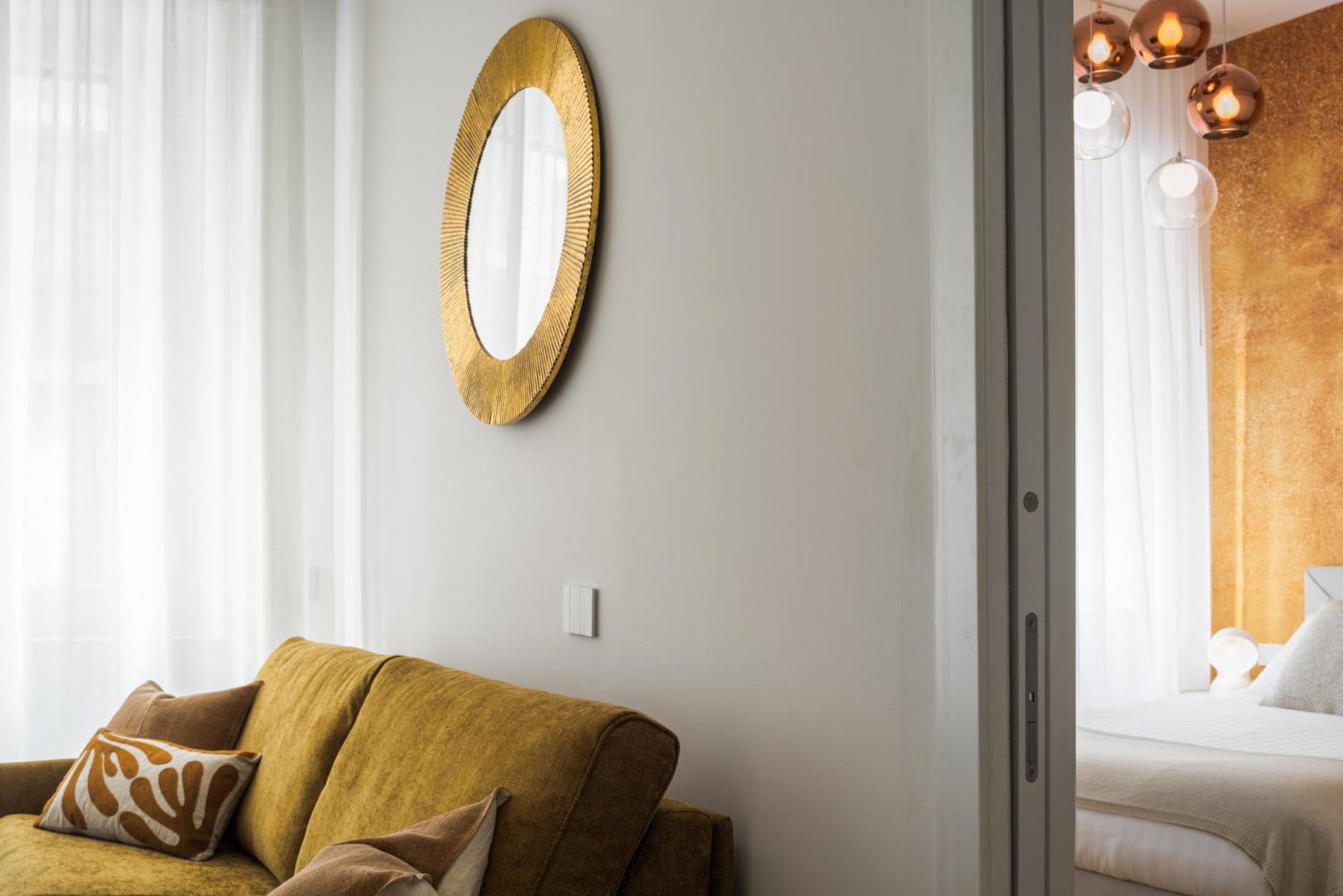 San Babila Design Apartment R&R มิลาน ภายนอก รูปภาพ